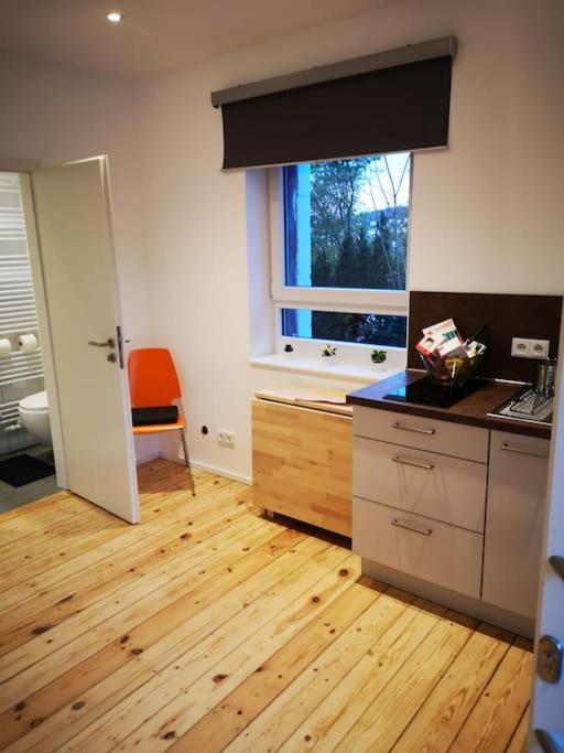 Kinderklinik, 600M Zum Bahnhof 2B Siegen Exteriör bild